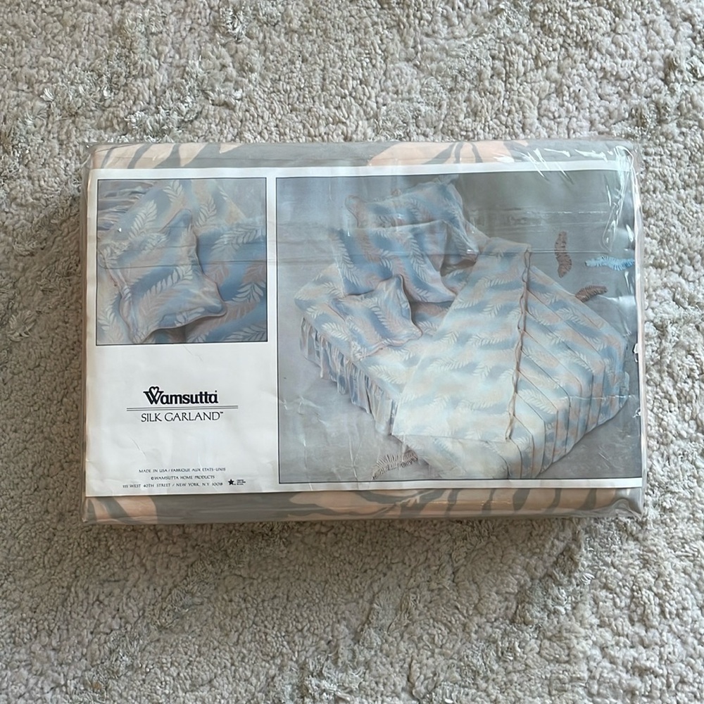 NWT Wamsutta Silk Garland Sheet Set